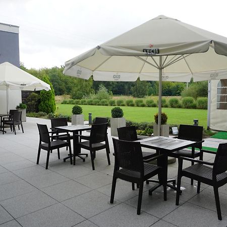 Hotel Poznanski A2 Luboń Екстериор снимка